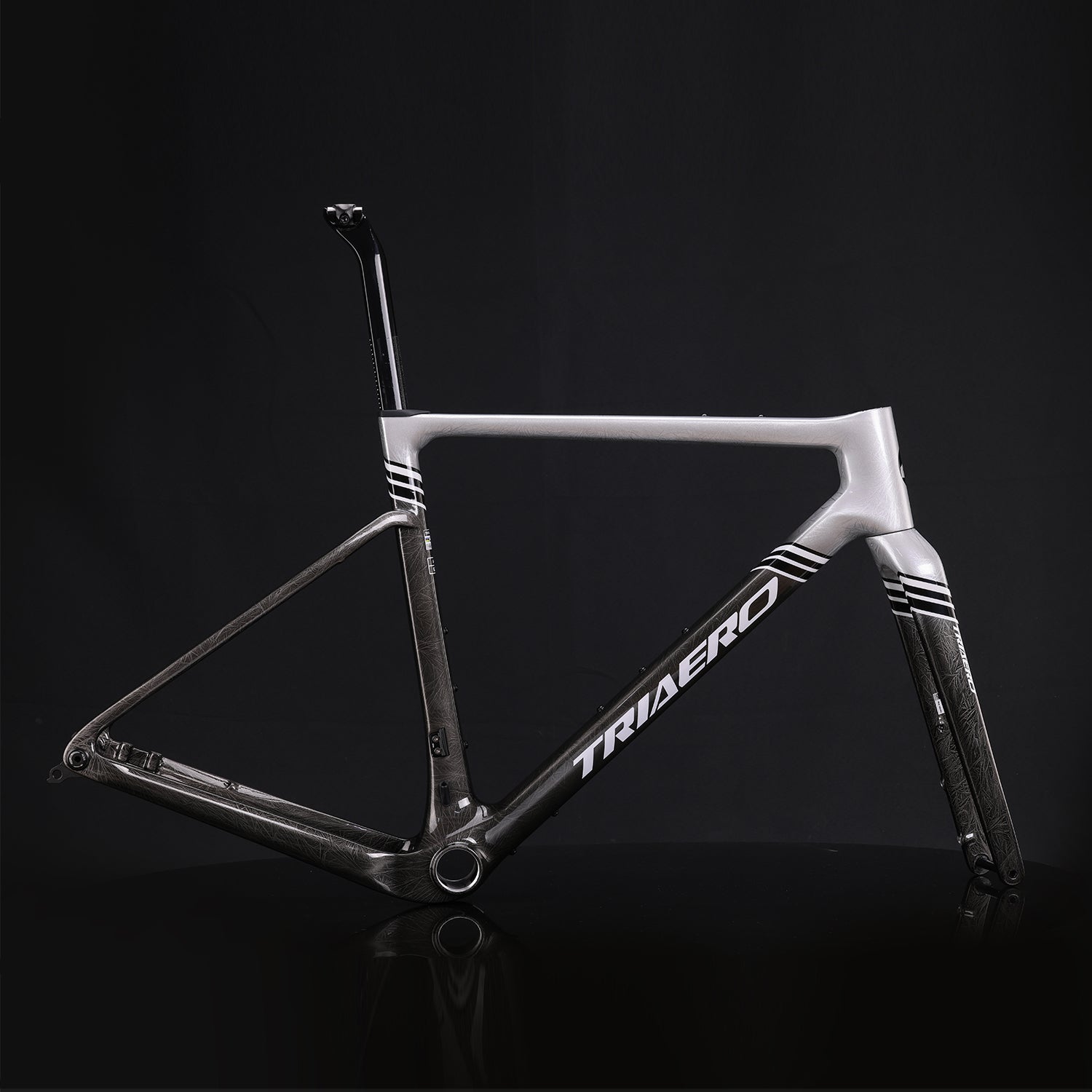 ICAN Graro UCI gravel bike frame without bolts